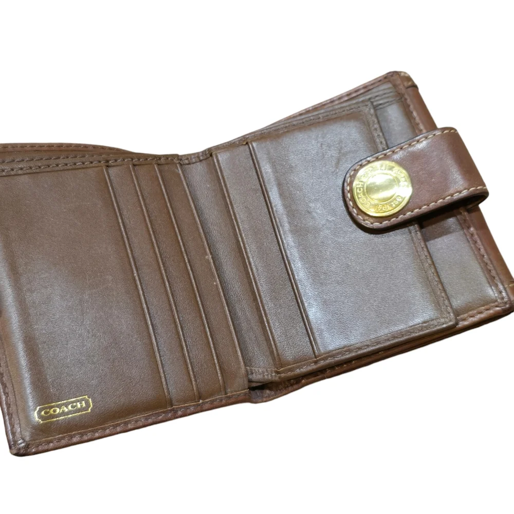 Coach Brown Signature Monogram Billfold Wallet Pre Owned Condition - Picture 9 of 9